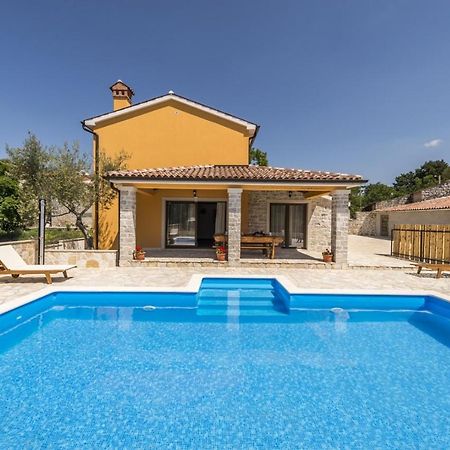Spacious Four-Bedroom Villa Marija Klostar Экстерьер фото
