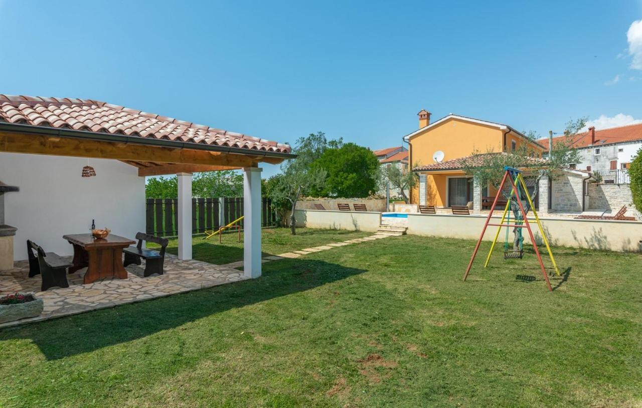 Spacious Four-Bedroom Villa Marija Klostar Экстерьер фото