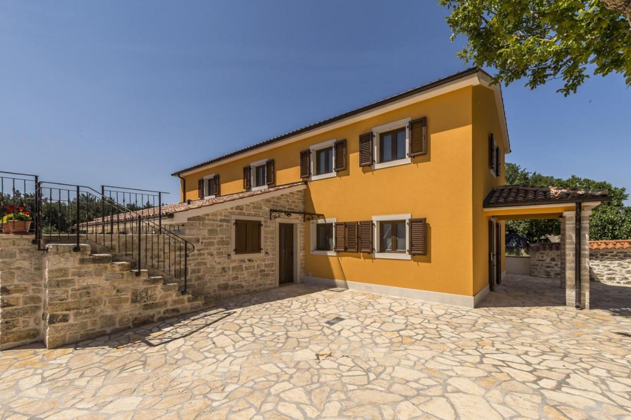 Spacious Four-Bedroom Villa Marija Klostar Экстерьер фото